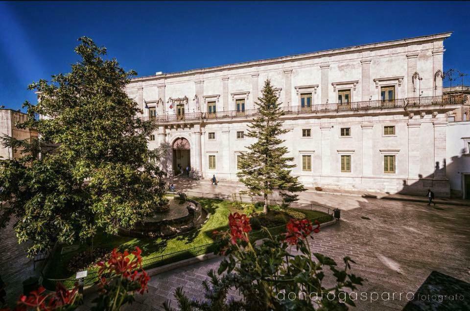 Bed and Breakfast Casa Adele - Dimora Del 1700 Nel Centro Storico Martina Franca Zewnętrze zdjęcie